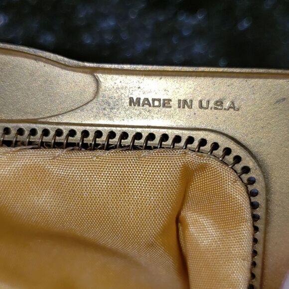 VNTG Whiting & Davis Gold Mesh Evening Handbag - Picture 6 of 7